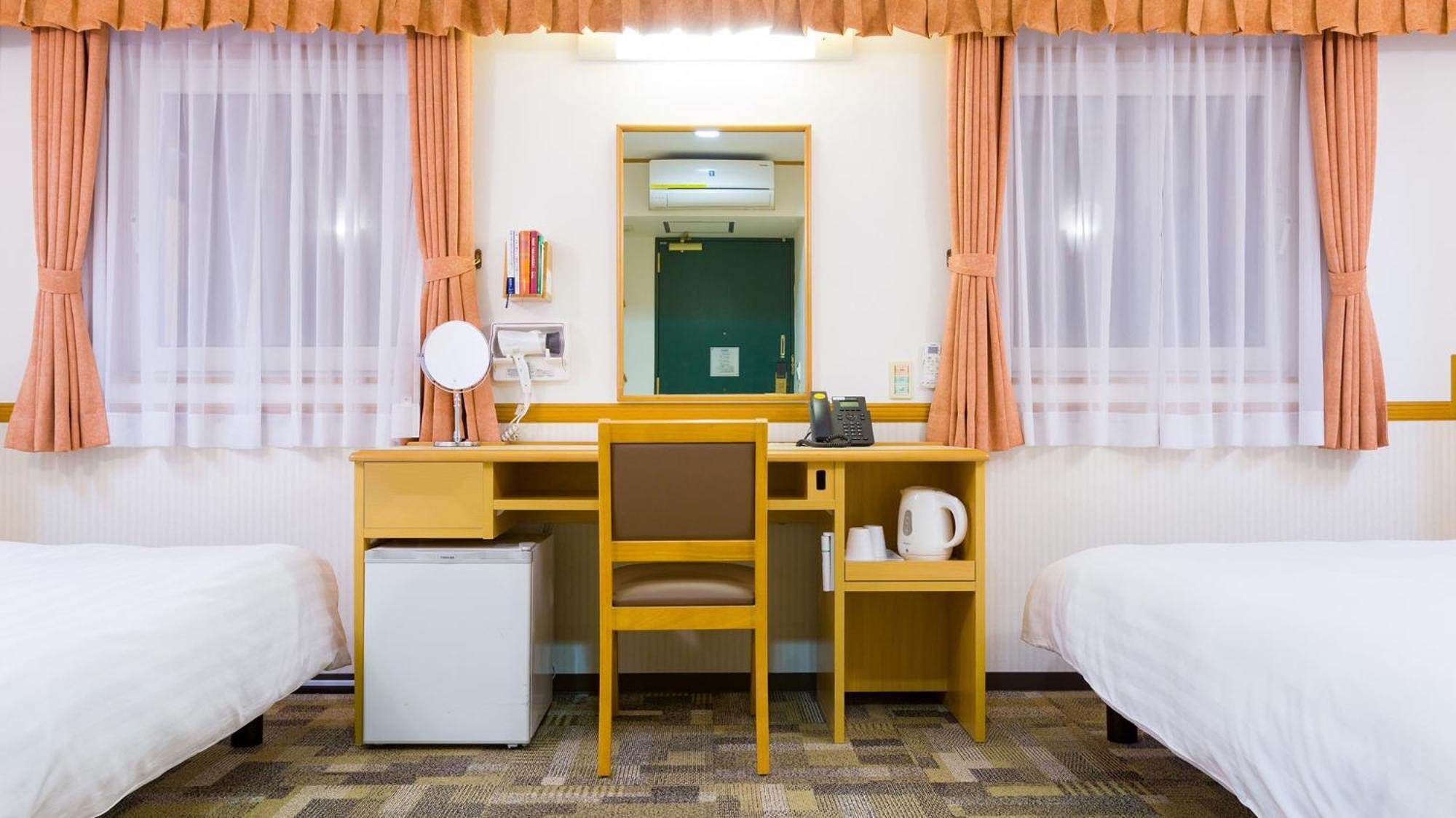 Toyoko Inn Toyohashi Eki Higashi Guchi Szoba fotó