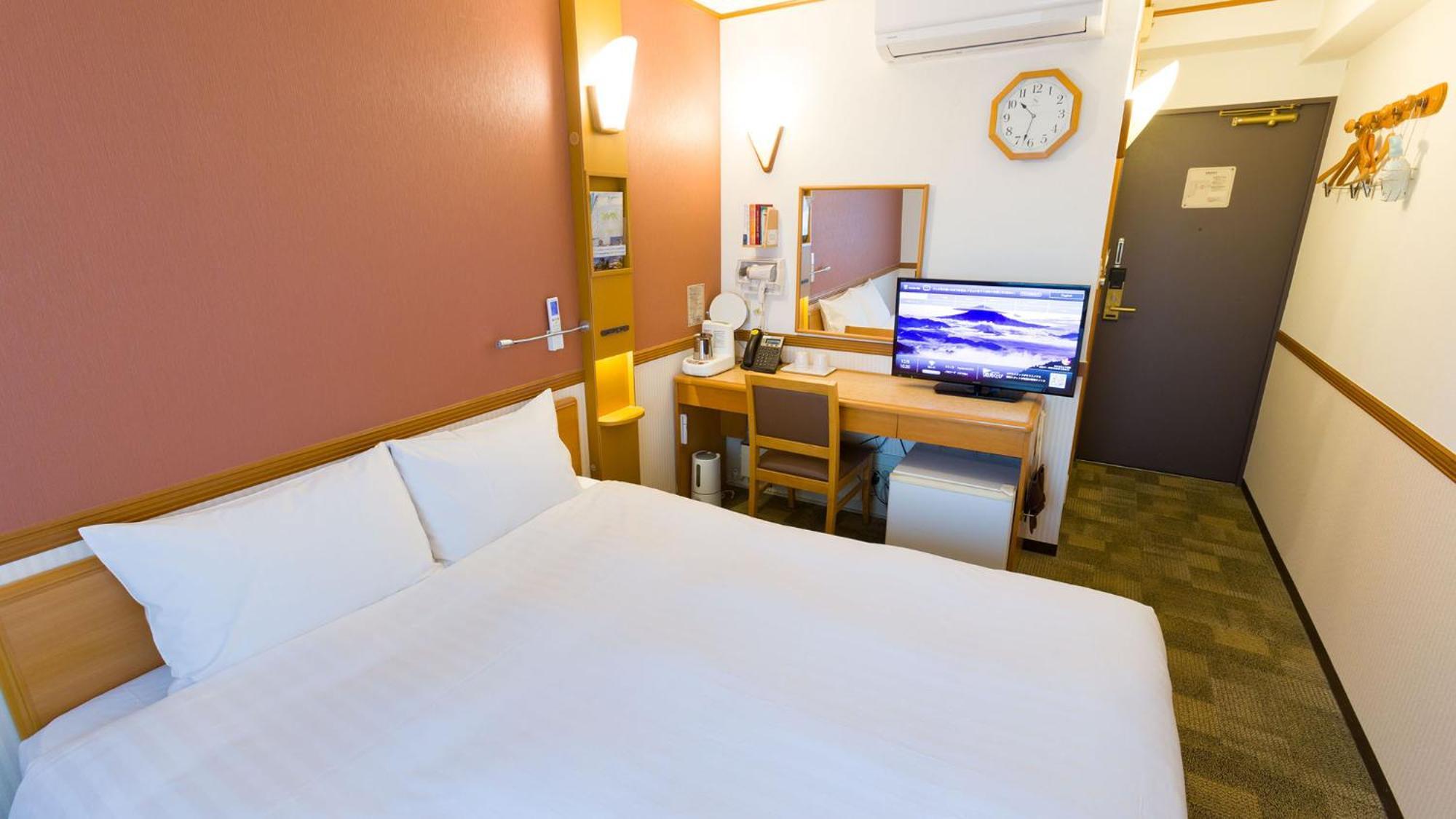 Toyoko Inn Toyohashi Eki Higashi Guchi Szoba fotó
